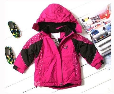 Продаю ветровку. Новая. 98/104 см