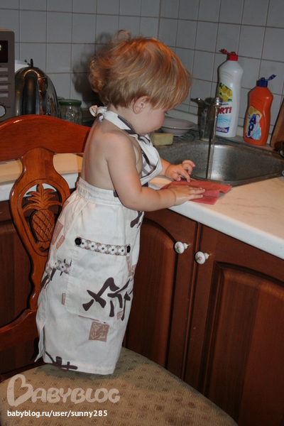 Мамина помощь подросла:)))