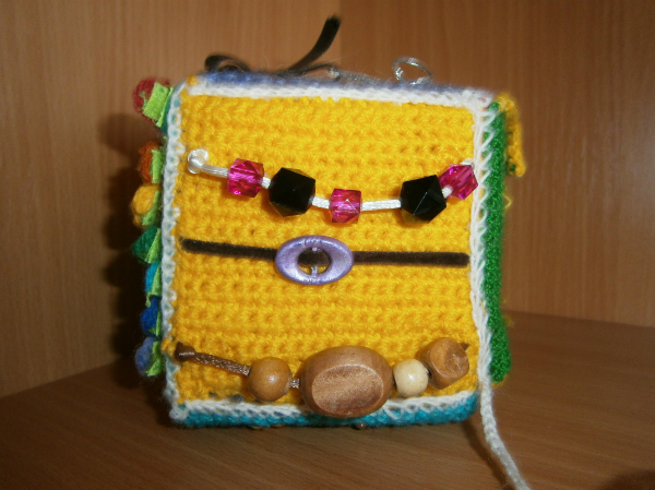 Наш кубик-развивашка.