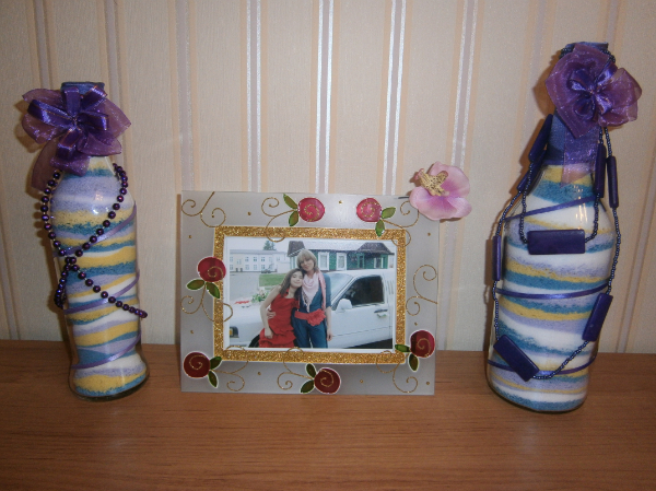 Для сестры и племянницы))))