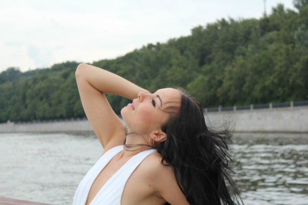 А вот еще мои фоточки (с Сашиного ДР), уже без татушки :)