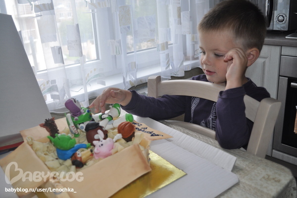 Тортик на 4-годовасие