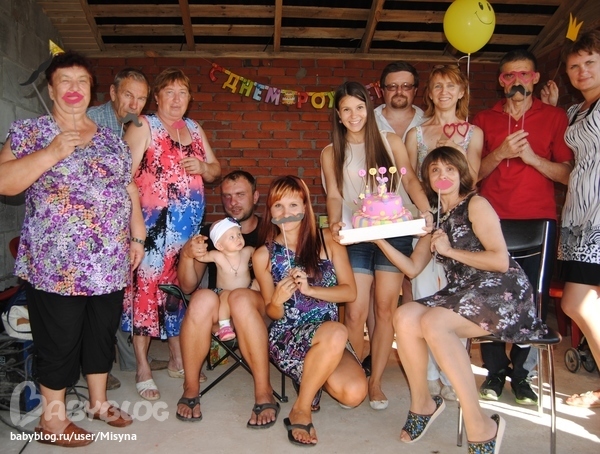 29.07.2011 в 2.47 явилась на свет, наша Мышка.. наша Аришка !!! НАМ 1 ГОДИК!!!